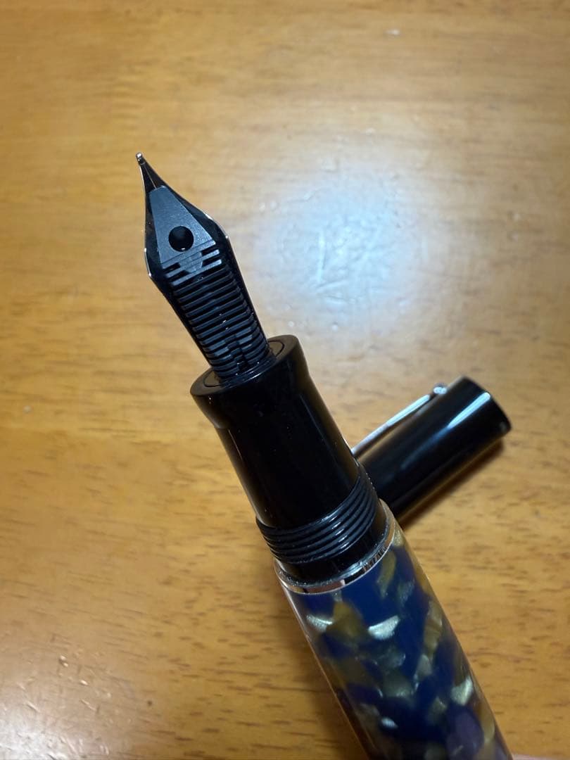 万年筆　デルタ　オールドナポリ　F 中古品