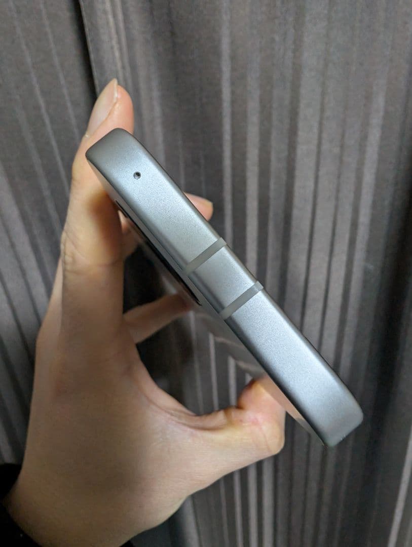 極美品 Google Pixel 9a 128GB ホワイト