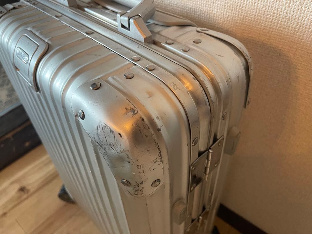 RIMOWA リモワ TOPAS トパーズ 32L 4輪 機内持ち込み