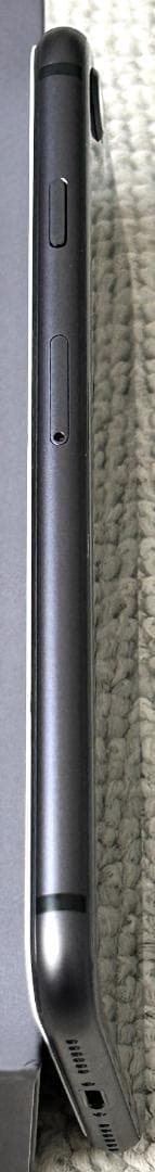 Apple　iPhone8 スペースグレイ 64GB SIMフリー