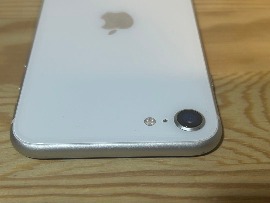 iPhone SE2 第2世代128GB SIMフリー バッテリー100% 白