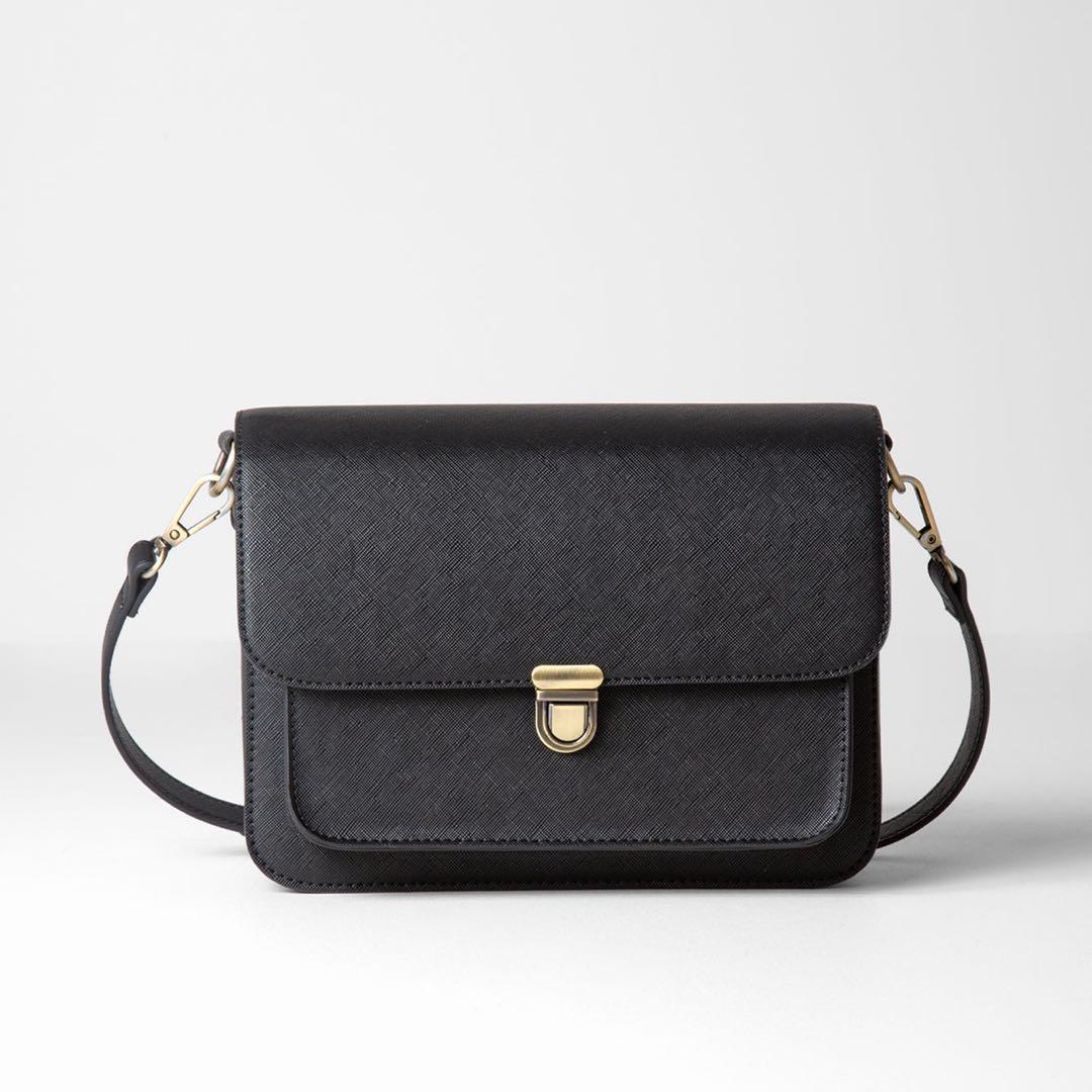 UN-DIMENSION 天宮こころ 2wayショルダーバッグ