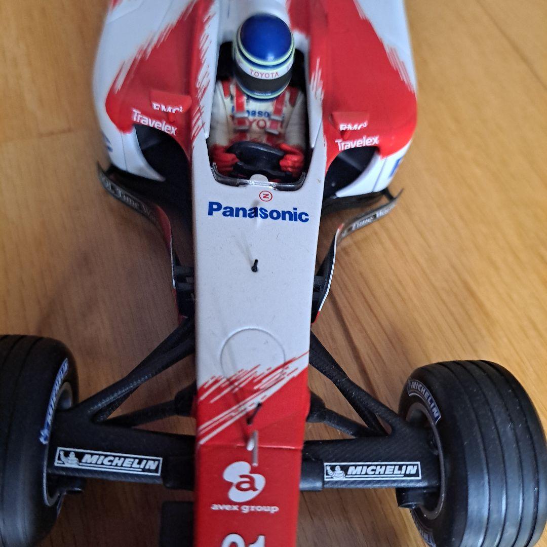 トヨタF1 2002 ミニカー 　 1/18 ミニチャンプ