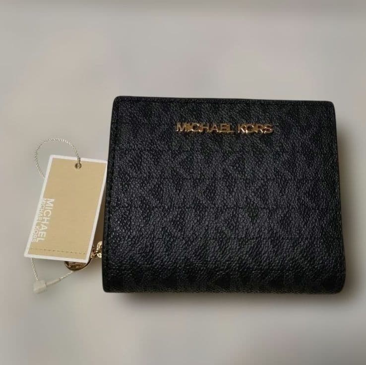 MICHAEL KORS JET SET TRAVEL 二つ折り財布