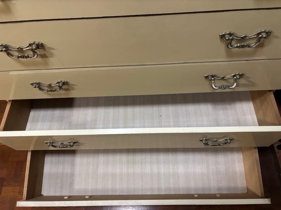 木製タンス クリーム色 9引き出し