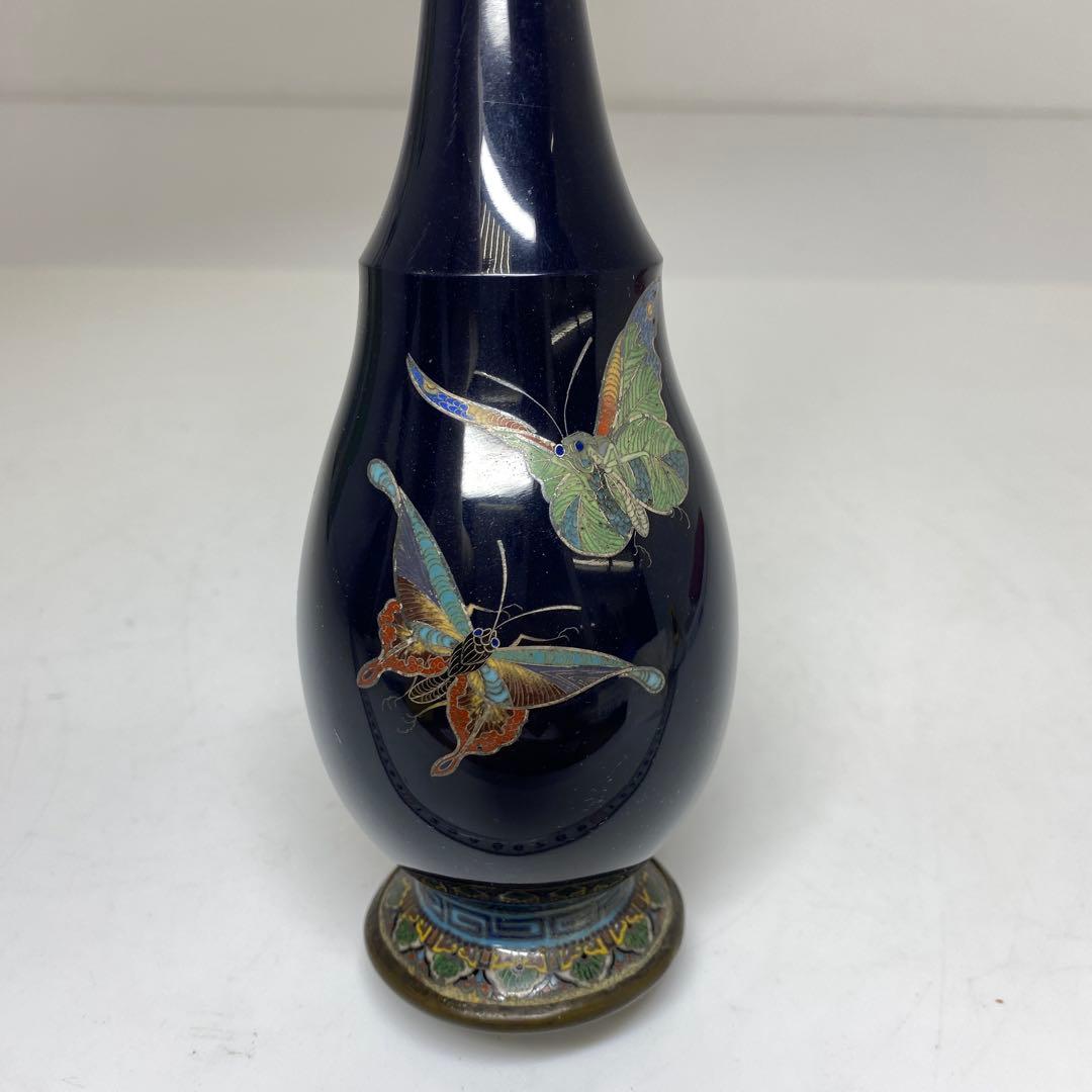 明治期　尾張七宝　最上手　蝶文　花瓶　高さ約24.2㎝　東さ7-0208☆2F