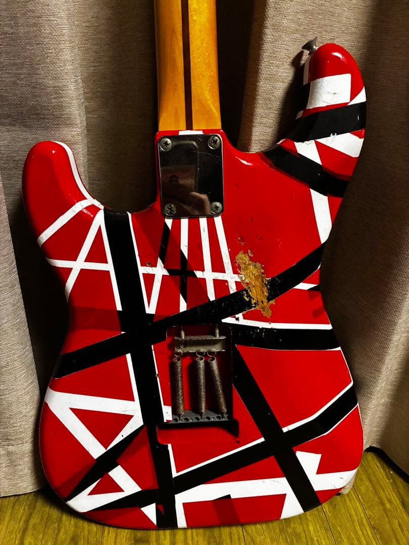 Fender Japan ストラト Van Halen レリック加工