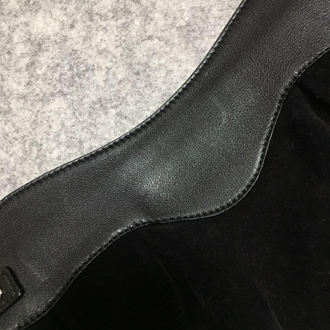 フェラガモ ハンドバッグ