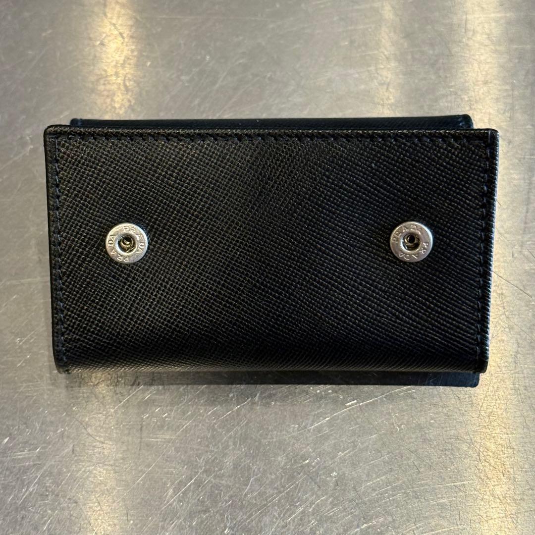 未使用品 PRADA ブラック サフィアーノレザー キーケース
