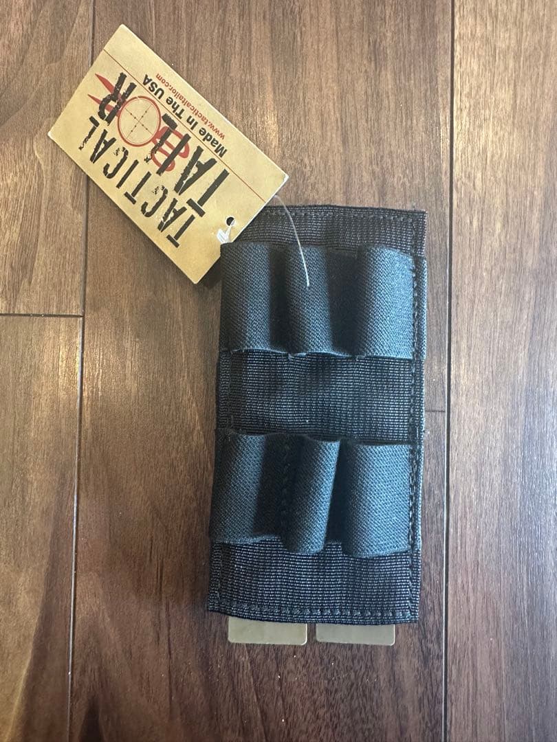 タクティカル・テイラー社製 ショットシェル6連・ヴァーチカル(縦向き)