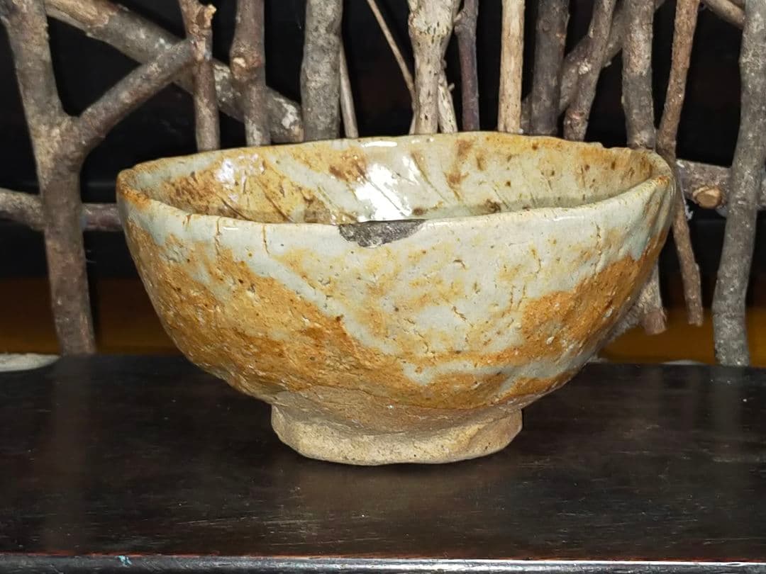 ♥とても古い　美濃焼　手捻り　茶碗　茶道具　骨董　古玩