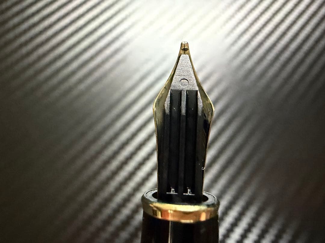 未使用に近い モンブラン マイスターシュテュック 144 ブラック 全金 M