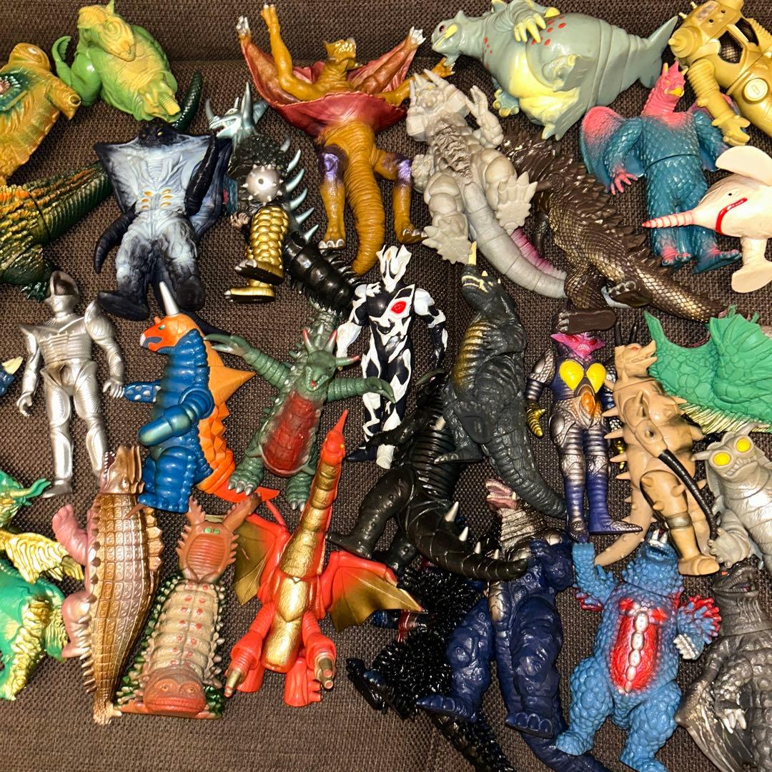 (1022) 当時物 ウルトラマン 怪獣 フィギュア ソフビ まとめ売り