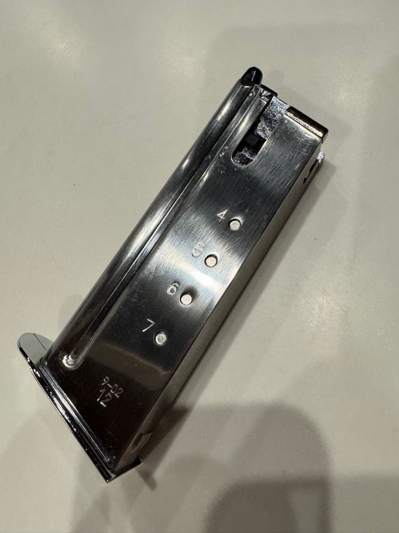 東京マルイ　デザートイーグル クロームステンレス　ガスガン