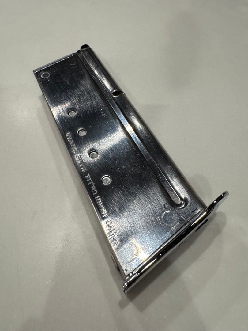 東京マルイ　デザートイーグル クロームステンレス　ガスガン