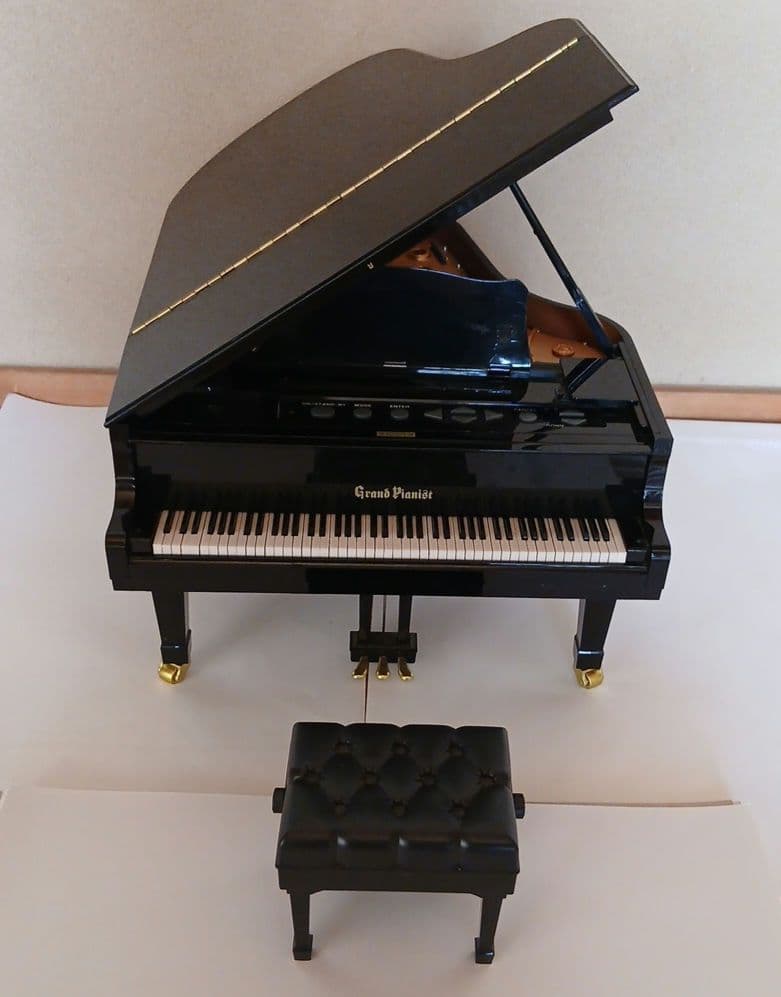 セガトイズ グランドピアニスト Grand Pianist ミニピアノ