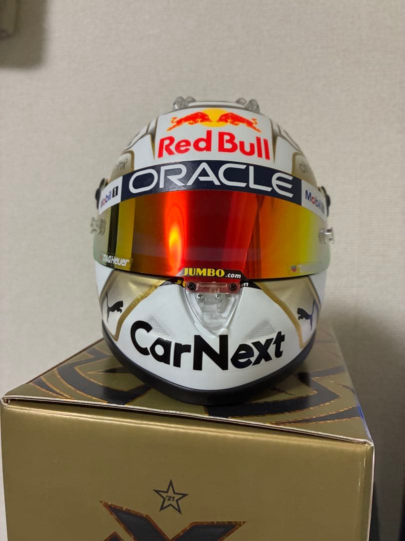 美品 1/2 マックス・フェルスタッペン 2022 本戦用 ヘルメット