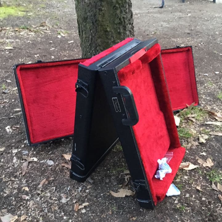 エレキギター用スタンド式ハードケース