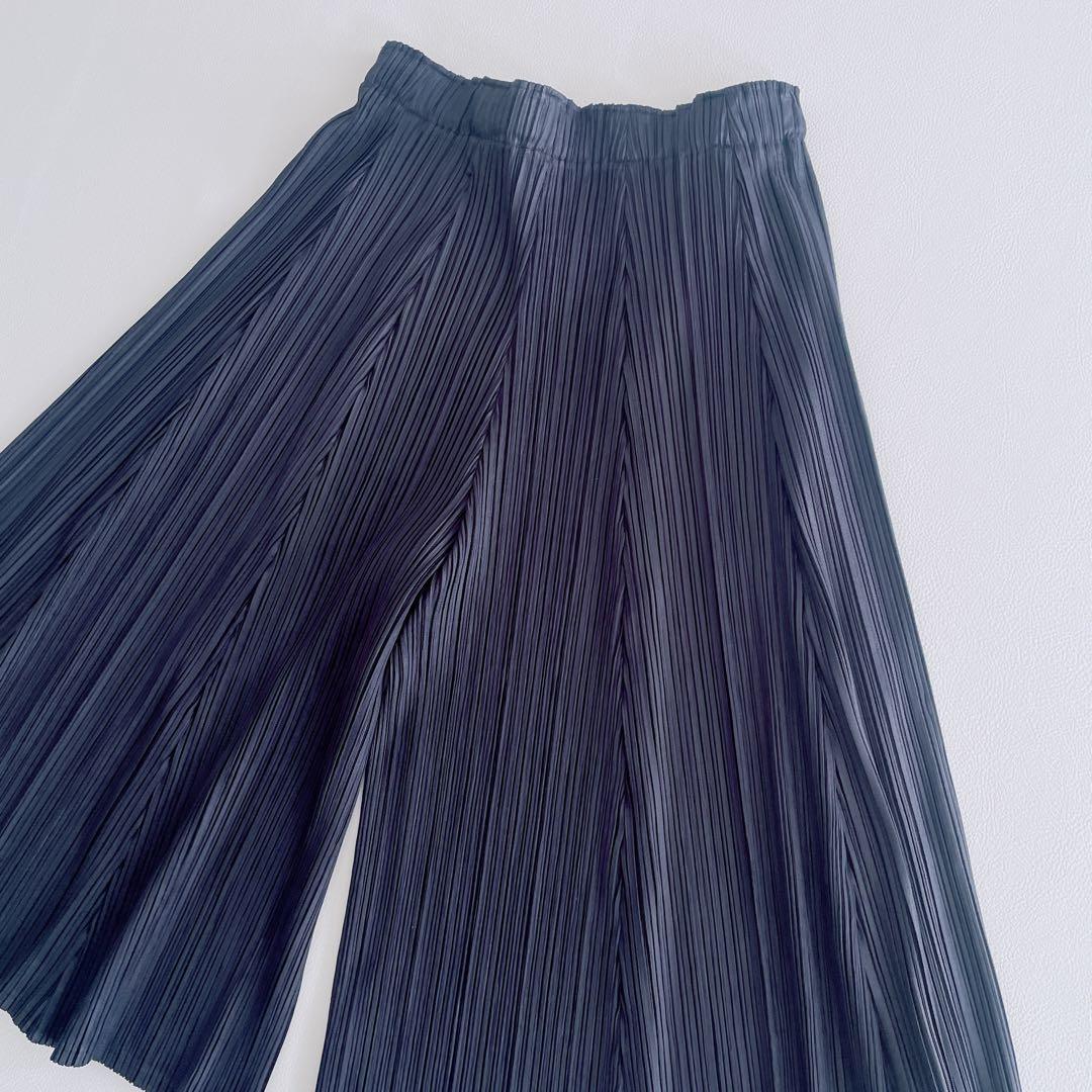 美品✨プリーツプリーズ　プリーツパンツ　キュロットスカート　ネイビー　サイズ3
