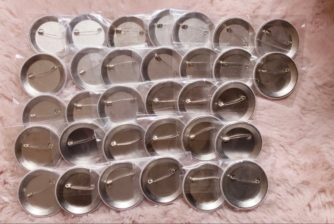 にじさんじ 加賀美ハヤト 缶バッジ Aim Higher 32個