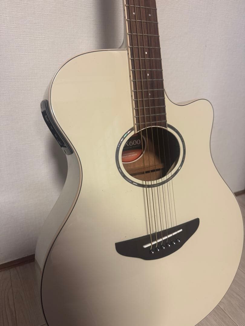 YAMAHA ギター APX 600