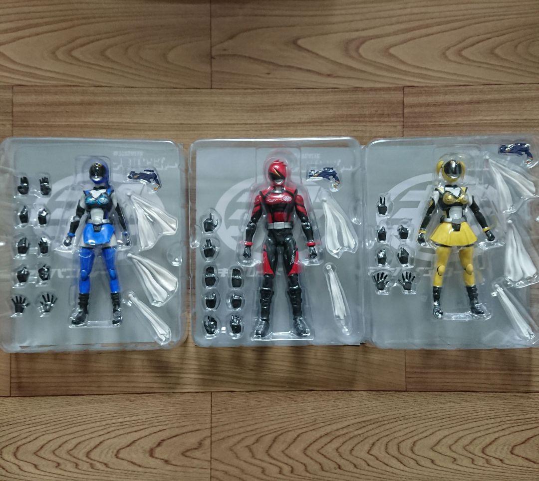 非公認戦隊アキバレンジャー フィギュア6体セット 初回特典付き