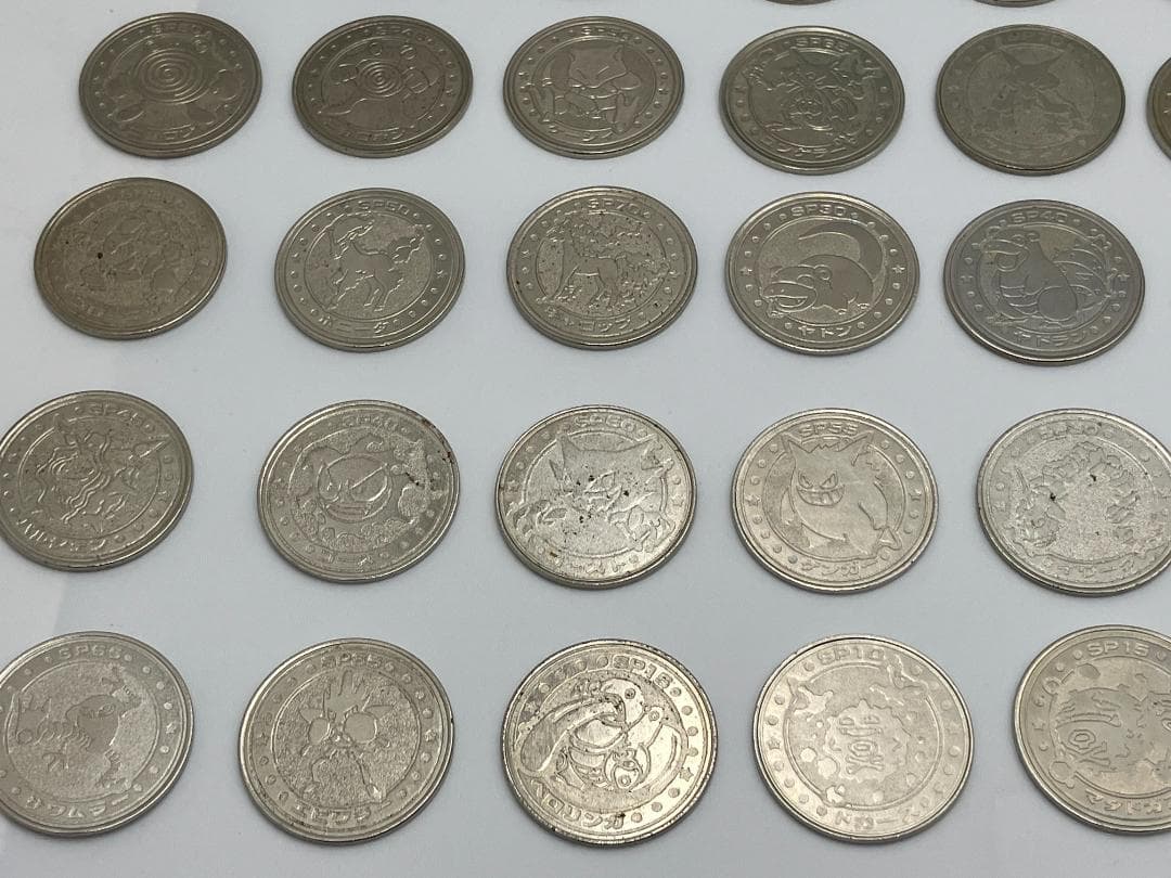 ポケモン　メタル　１５１種　コンプ　メダル　　明治