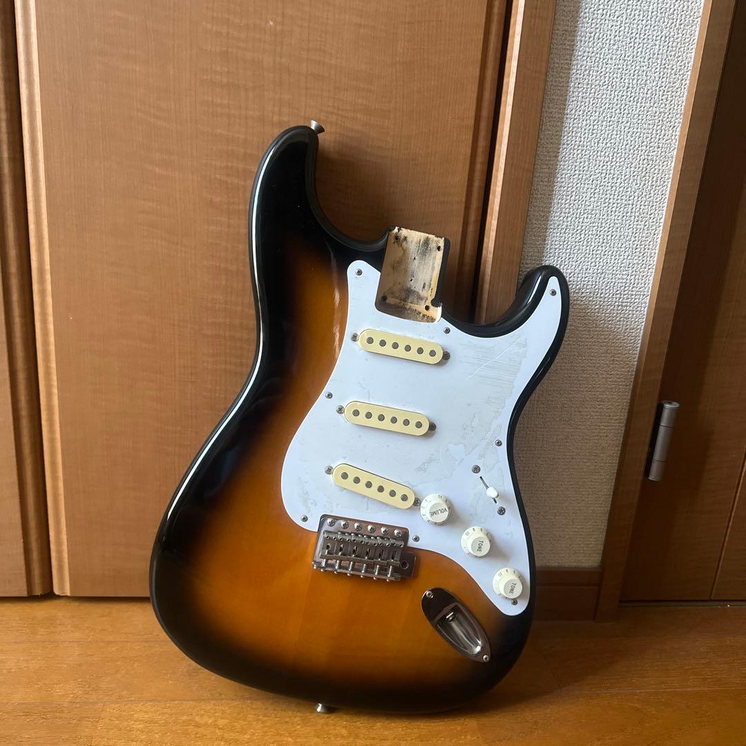 Fernandes The Revival Series RST ストラトボディ