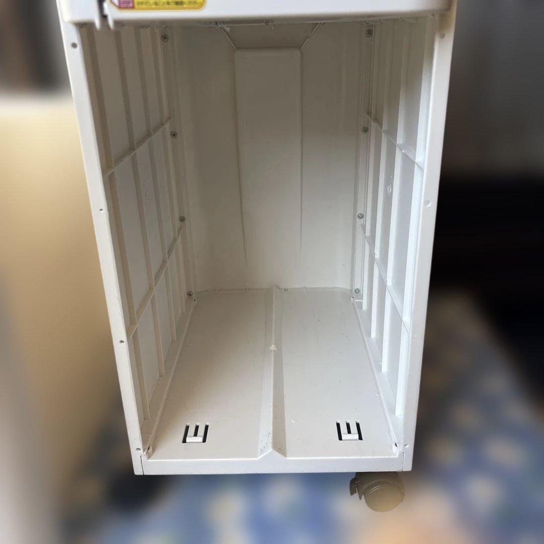 美品 アイリスオーヤマ　静音パーソナルシュレッダー　P10HCS