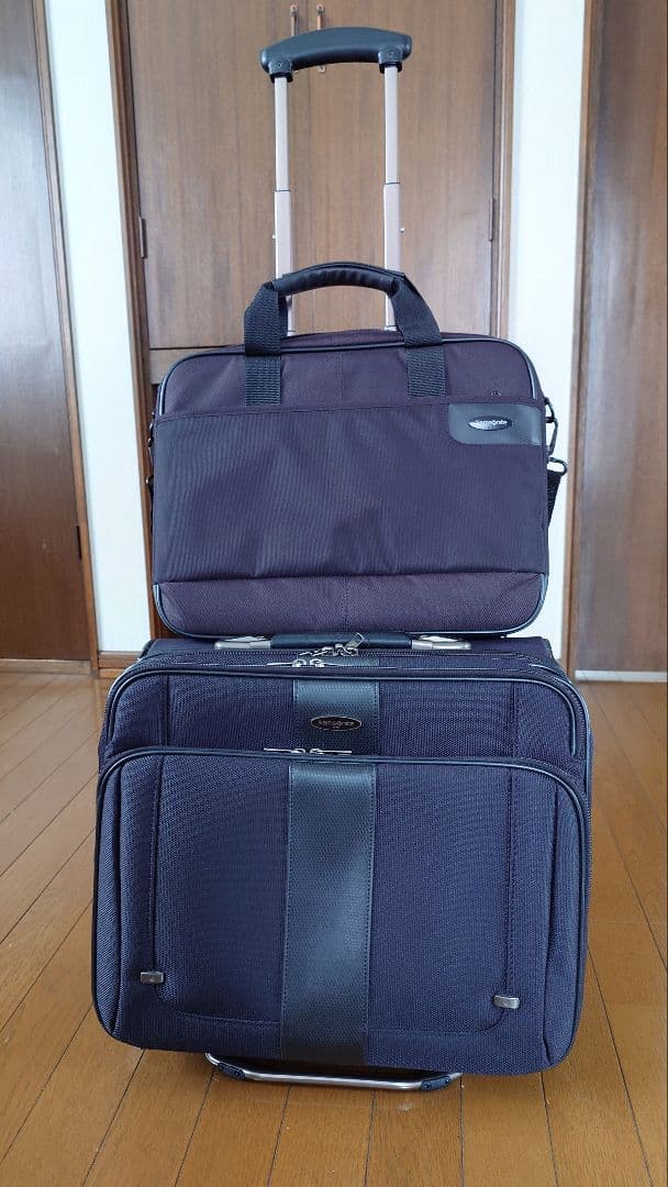 【週末値下げ】サムソナイト　トレーラー＋ブリーフケース