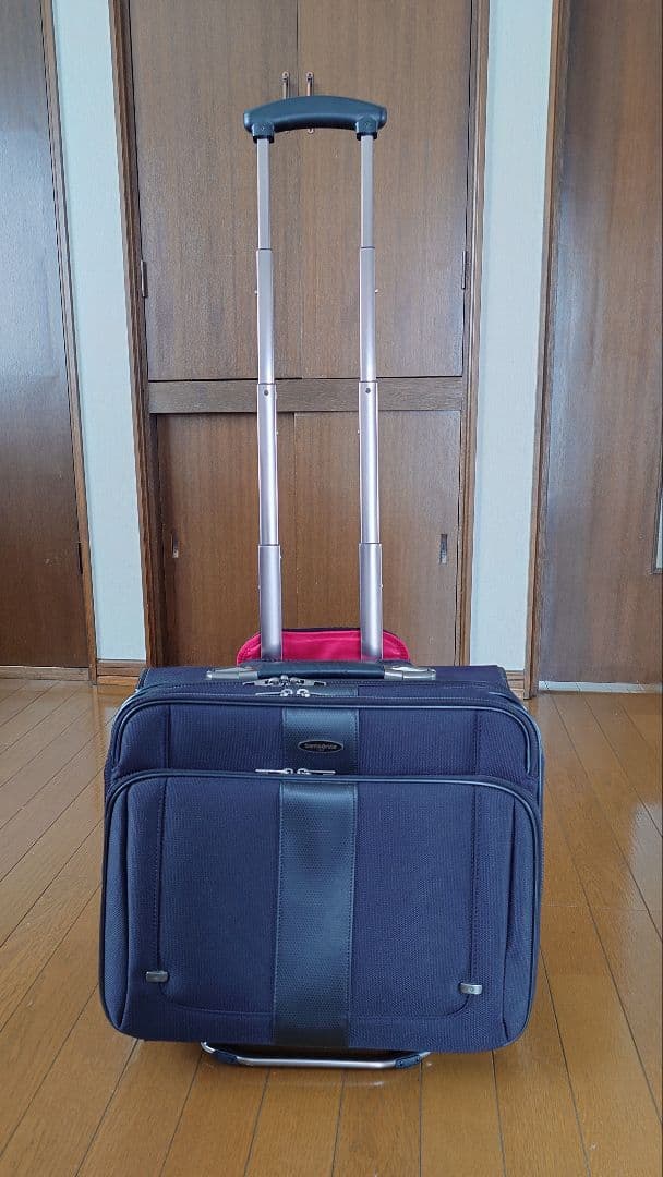 【週末値下げ】サムソナイト　トレーラー＋ブリーフケース