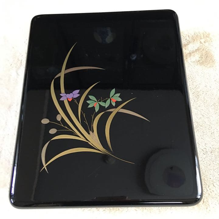 新品　漆　文庫入れ