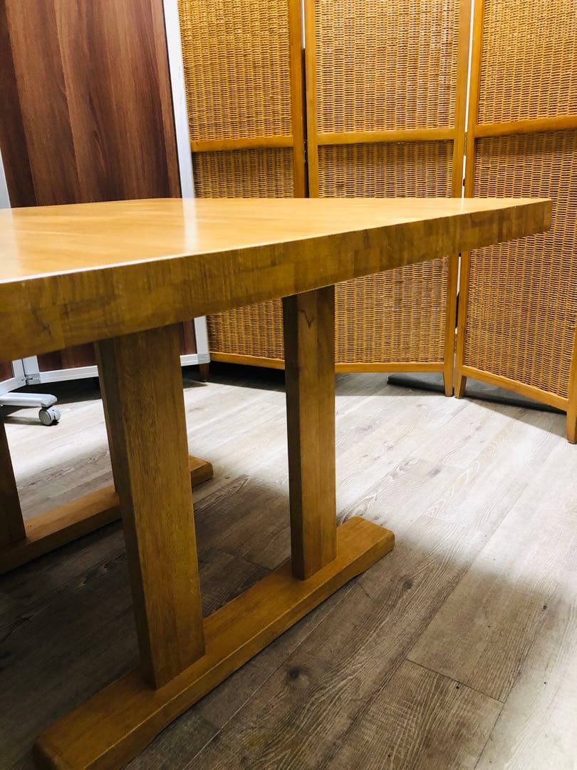 マナベインテリア　木製正方形　ダイニングテーブル　カフェテーブル