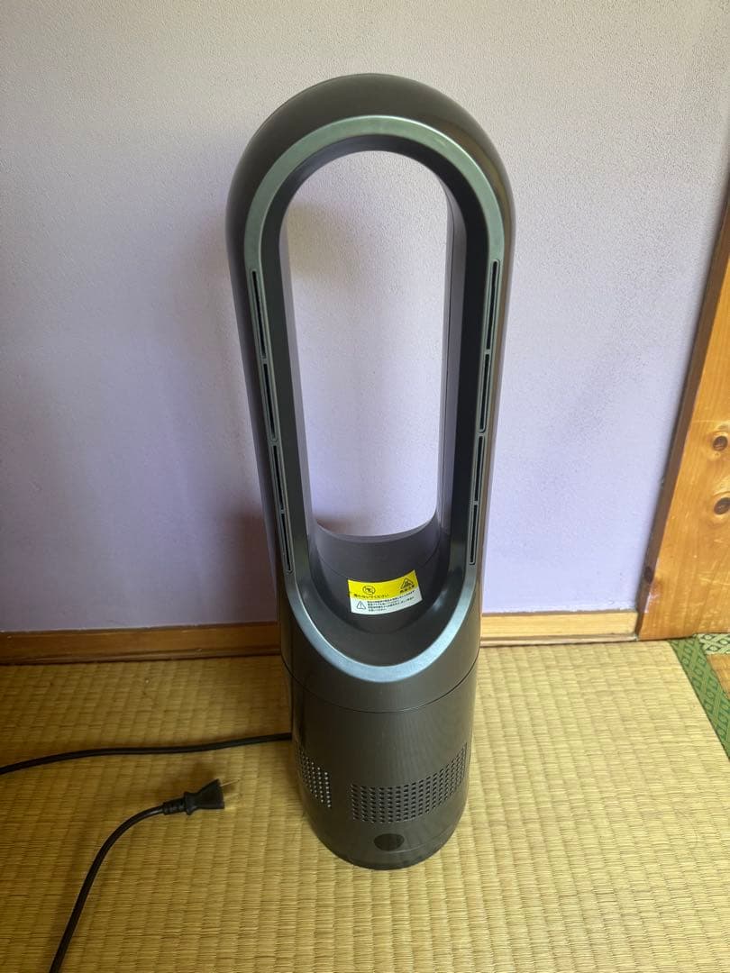 タワー型冷風機 グレー 羽根なしデザイン