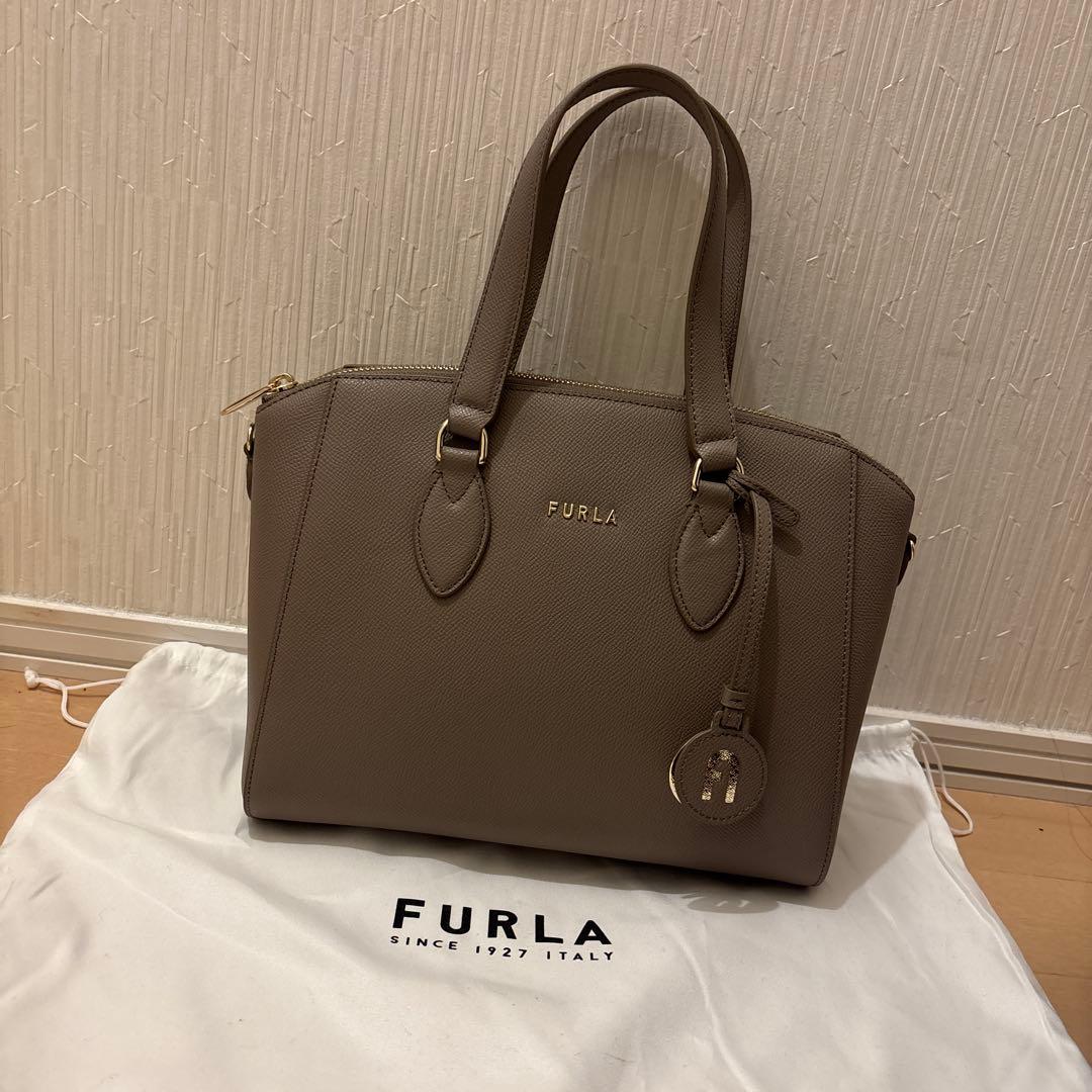 【新品未使用】FURLA 2WAY ショルダーバッグ　革 グレー