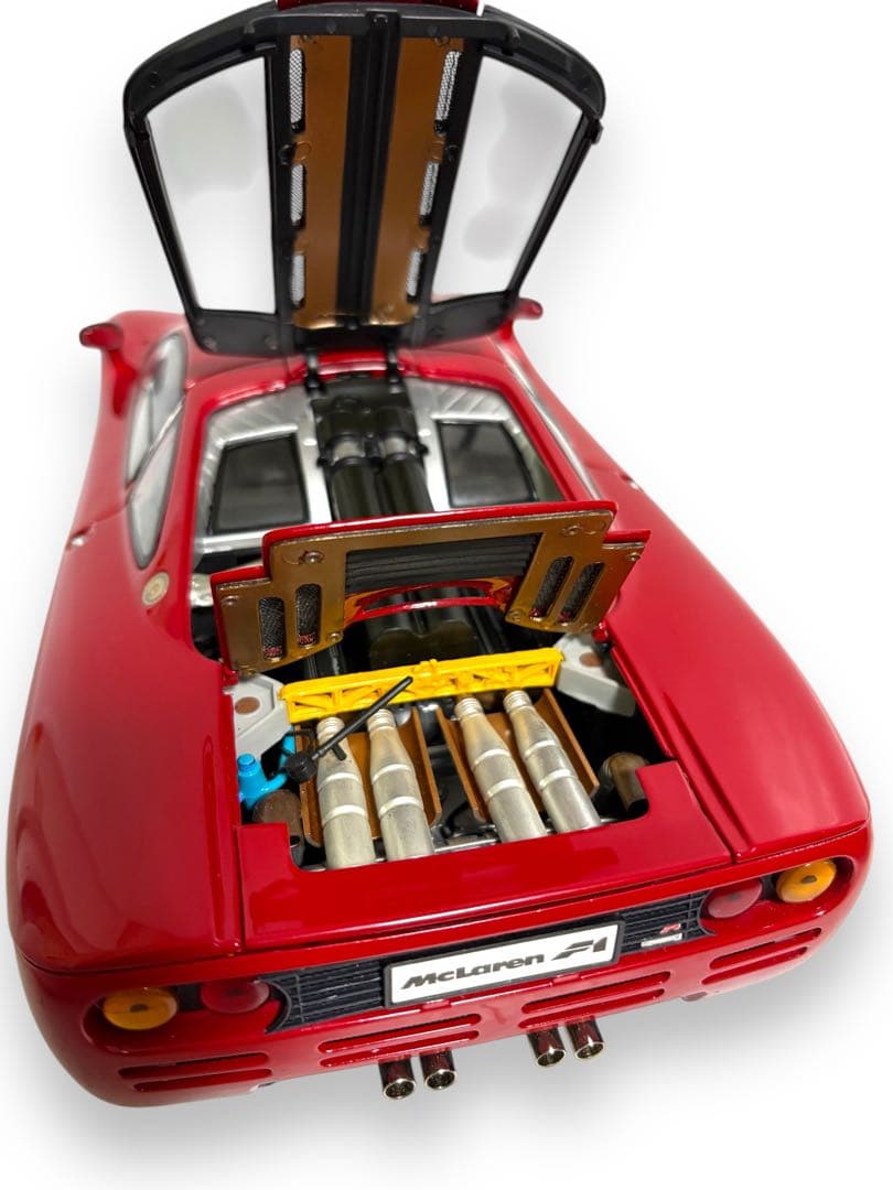 ☆美品/現状　マクラーレン F1 ロードカー　レッド　1/12 希少