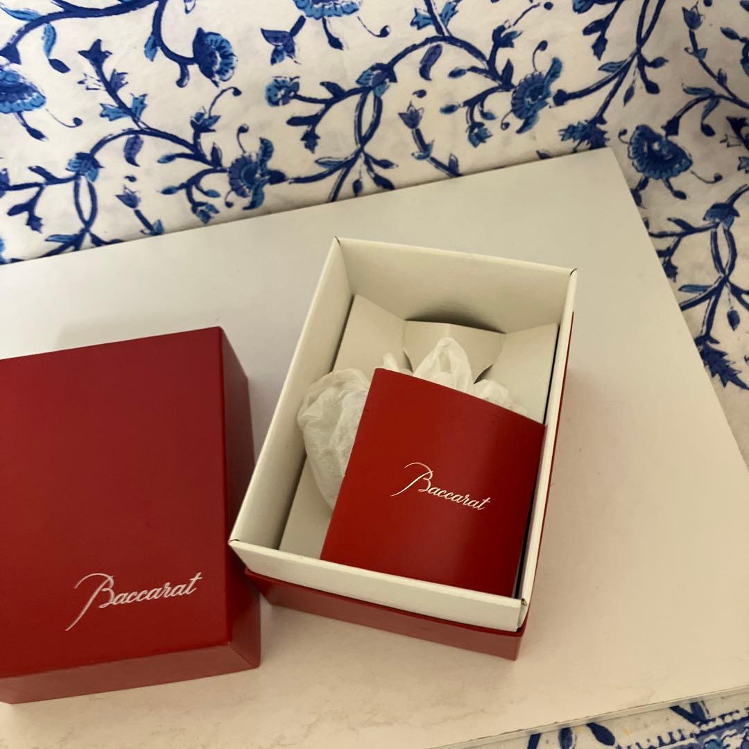 バカラ　Baccarat グラス　赤い箱入り