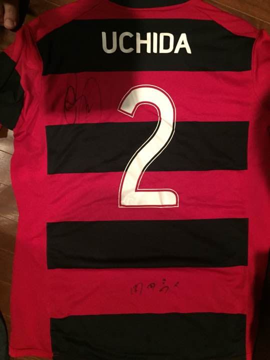 鹿島アントラーズ 内田篤人ユニ サイン入り