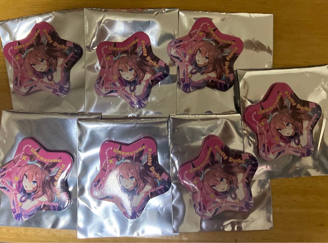 ミホノブルボン　缶バッジ