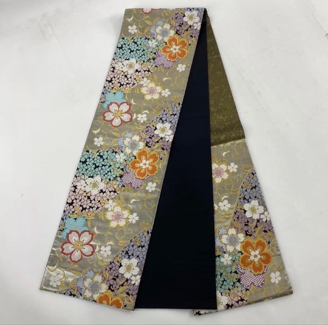 薄紫 水色 花柄 蝶模様 振袖