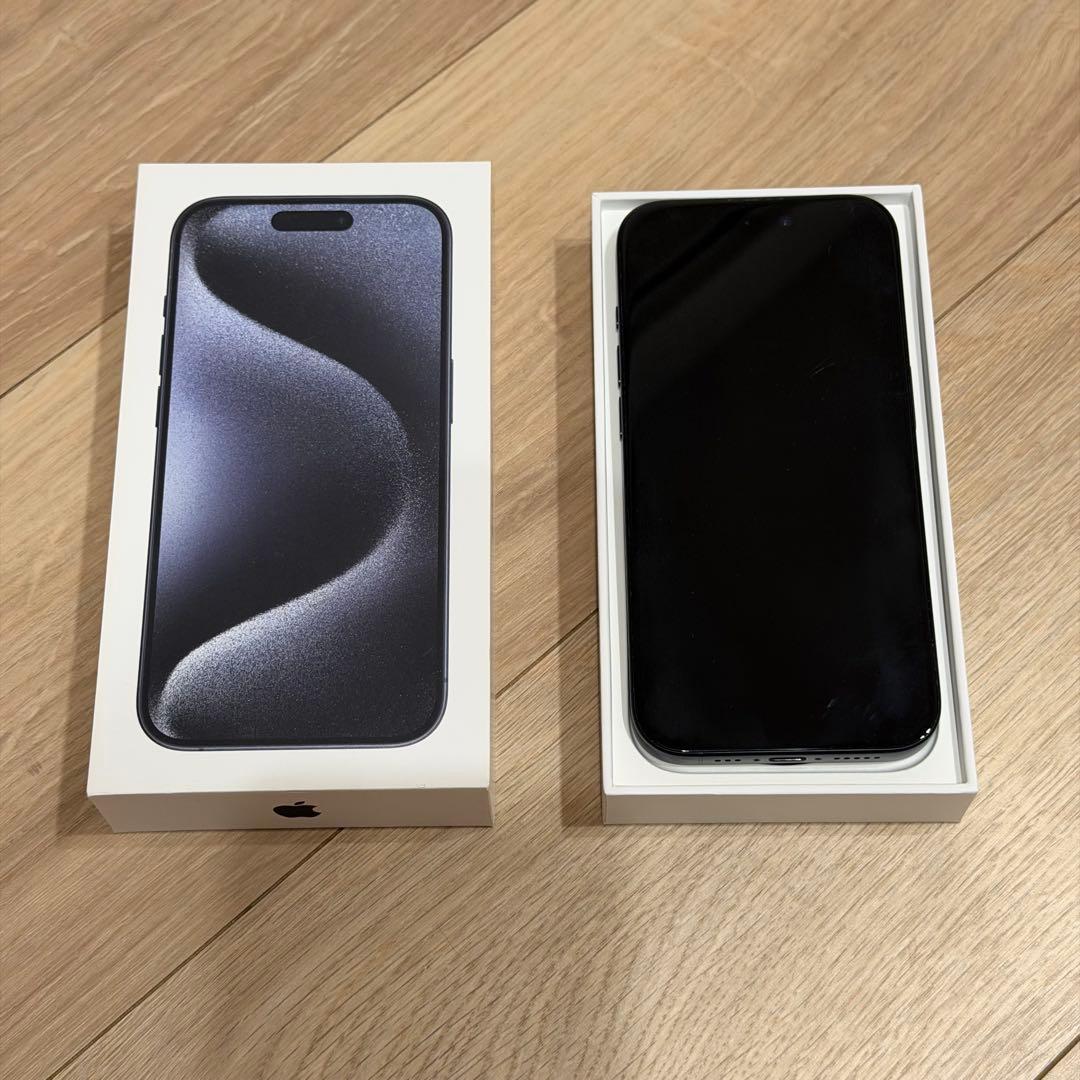 Apple iPhone 15 Pro ブルー 本体　256GB 美品