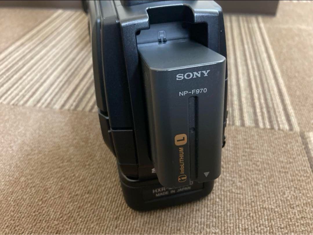 SONY 業務用ビデオカメラ　HXR-MC2000 【今購入ならカメラバッグも】