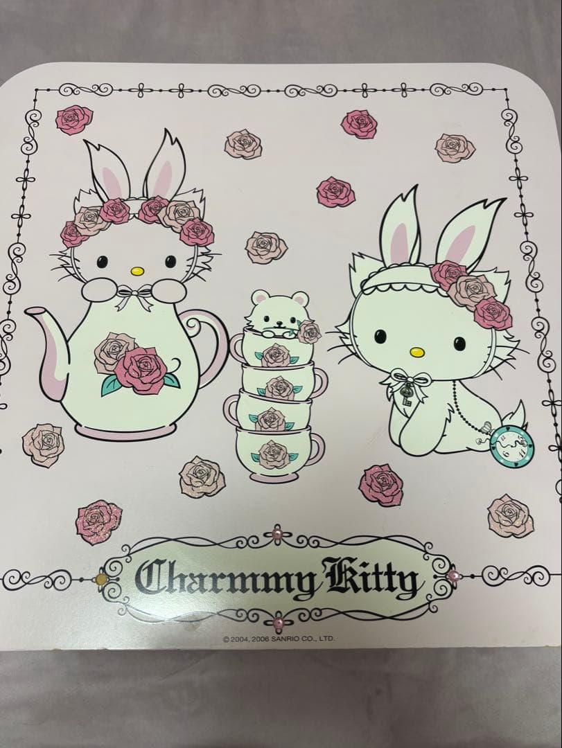 ご当地レア　チャーミーキティアリスロリータウサ耳キティピンクテーブル