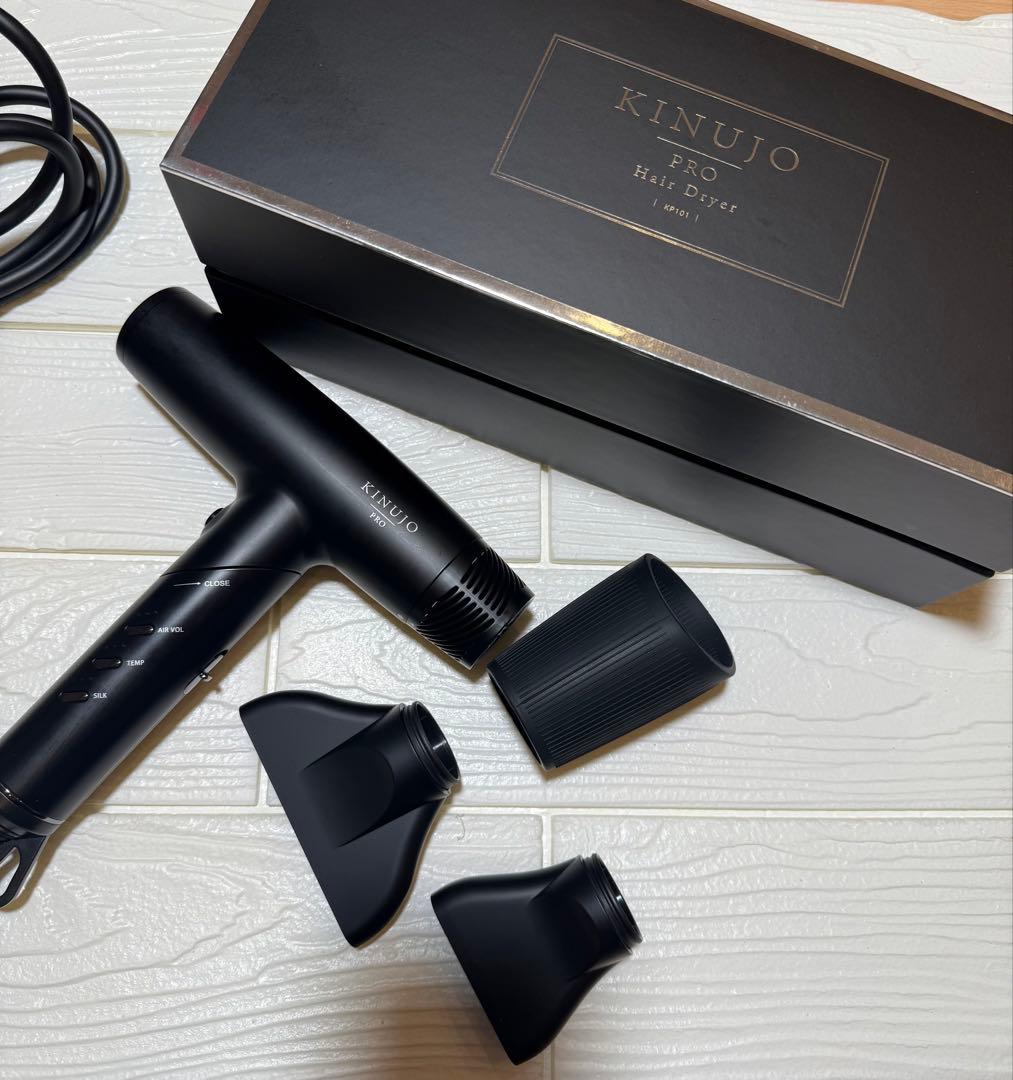 【絹女】KINUJO PRO ヘアドライヤー ブラック