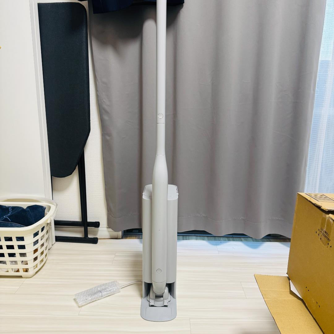 Panasonic パナソニック コードレス掃除機　MC-NS70F