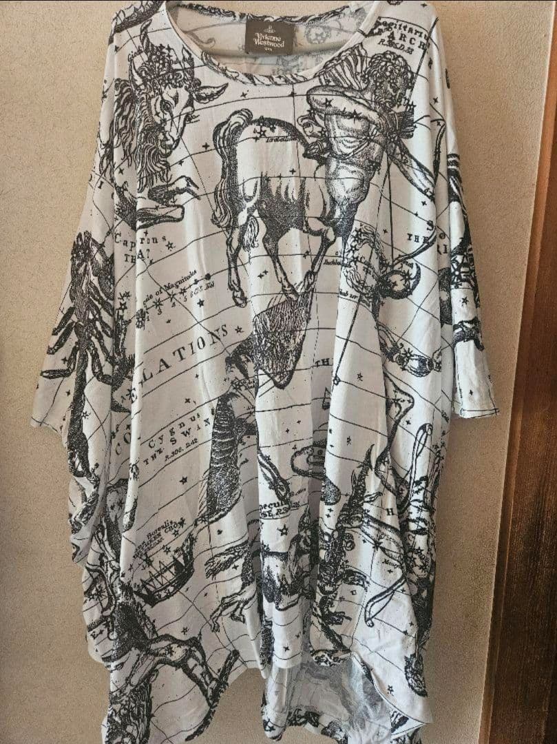 【入手不可】Vivienne Westwood 星座 ビッグTシャツ 希少