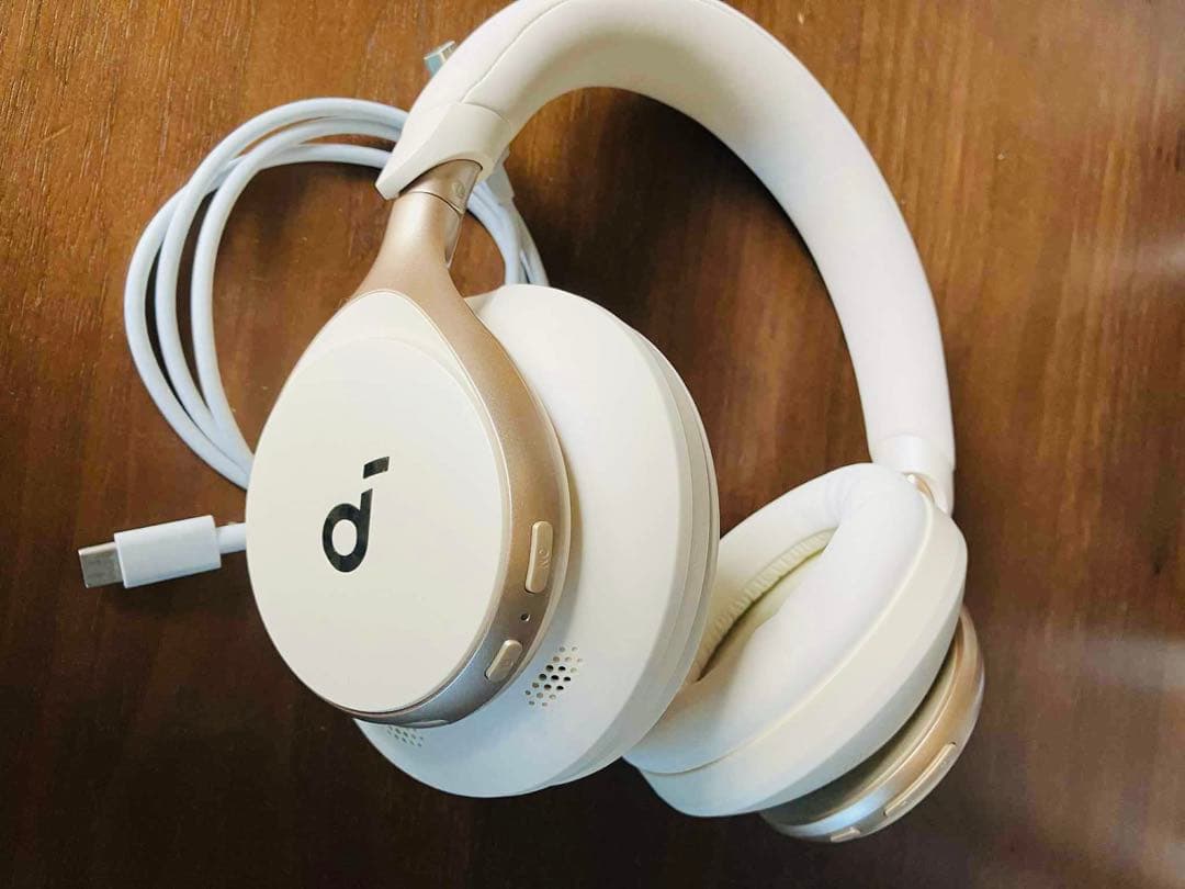 ヘッドホン Anker soundcore Space1