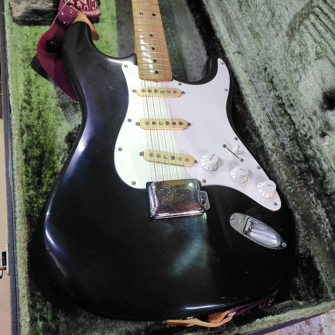 エレキギター ブラック アルダー製　古い物ですタイムセール中