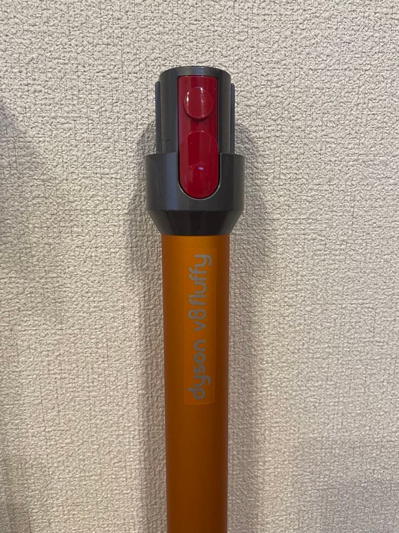 スタンド付 dyson ダイソン ハンディクリーナー v8 fluffy