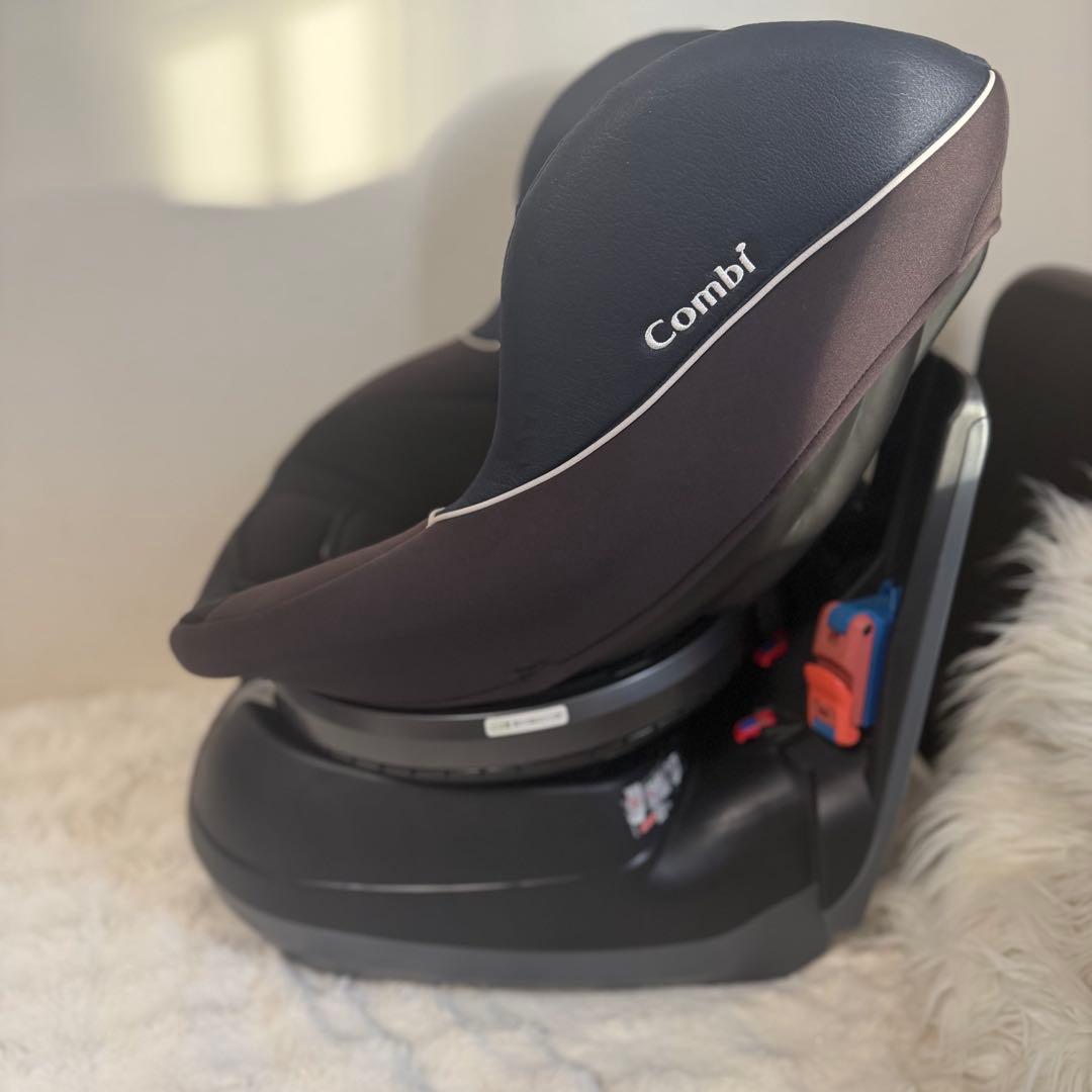 【西松屋限定】コンビ Combi ネセルターンネクスト　チャイルドシート